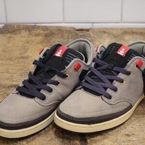 Praxis Men's Poet Sneaker. POE900